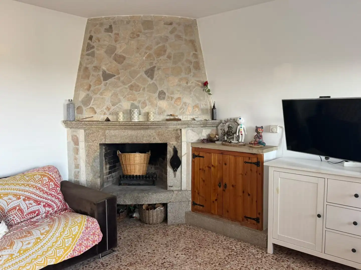Sala d'estar de Casa o xalet en venda en Tordera amb Calefacció, Jardí privat i Terrassa