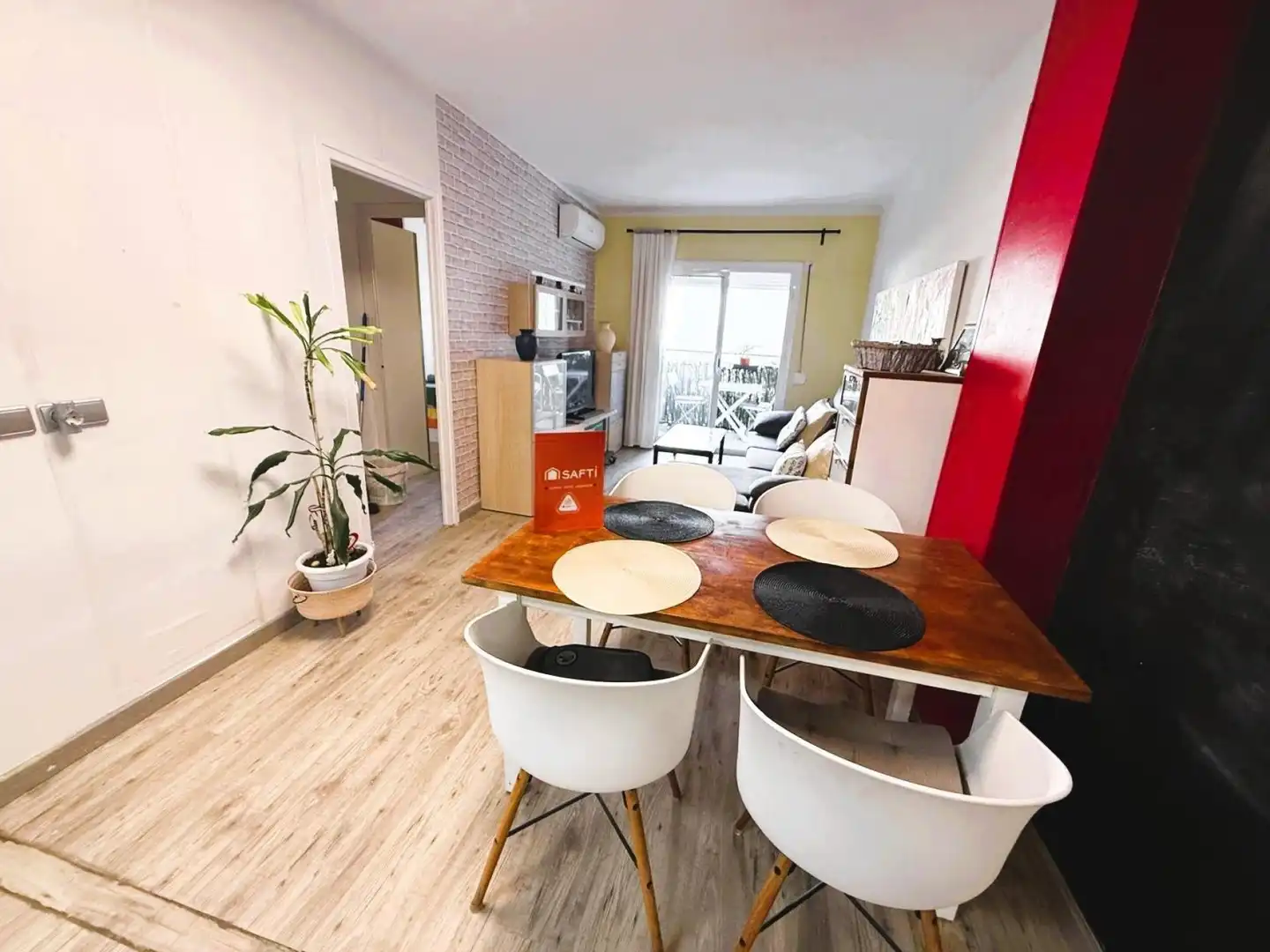 Wohnzimmer von Wohnung zum Verkauf in Pineda de Mar mit Klimaanlage, Heizung und Möbliert