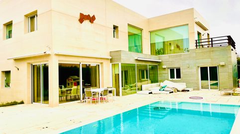 Casa con piscina en venta en Empuriabrava, imatge 2