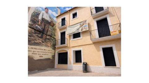 Photo 3 of Flat for sale in Calle Graupera, Centre Vila, Vilafranca del Penedès