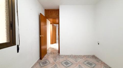 Foto 5 de Pis en venda a Carrer de Florència, Llatí, Santa Coloma de Gramenet