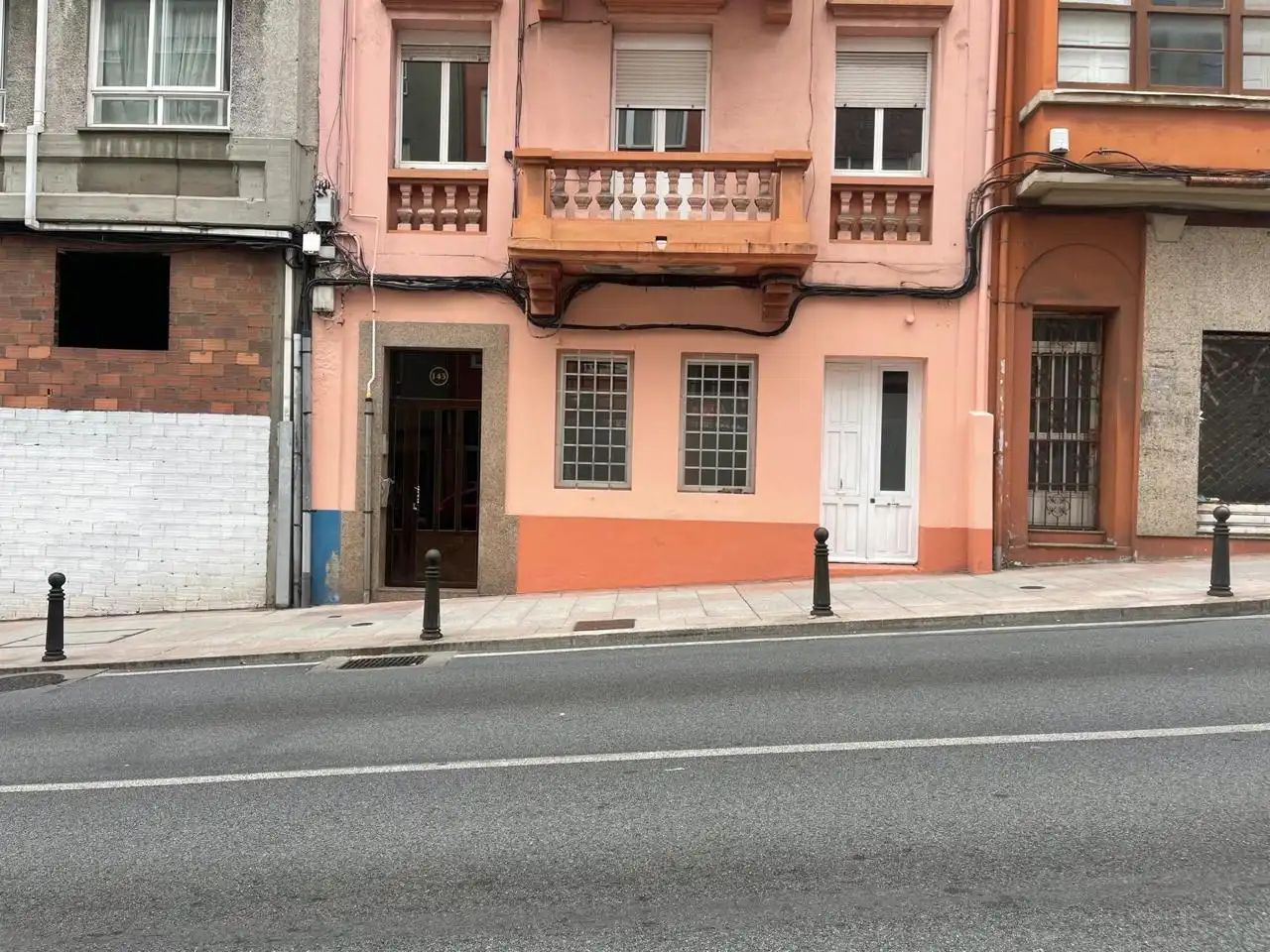 Ground floor for sale in Finisterre, Paseo de los Puentes - Santa Margarita
