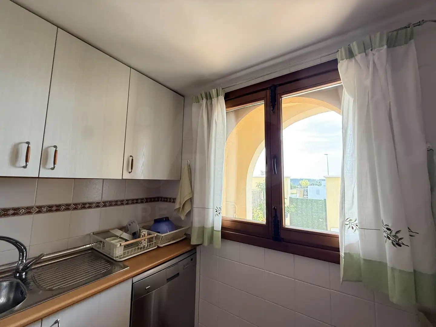 Semi-detached house with pool for sale in Costa Esuri, imagen 12