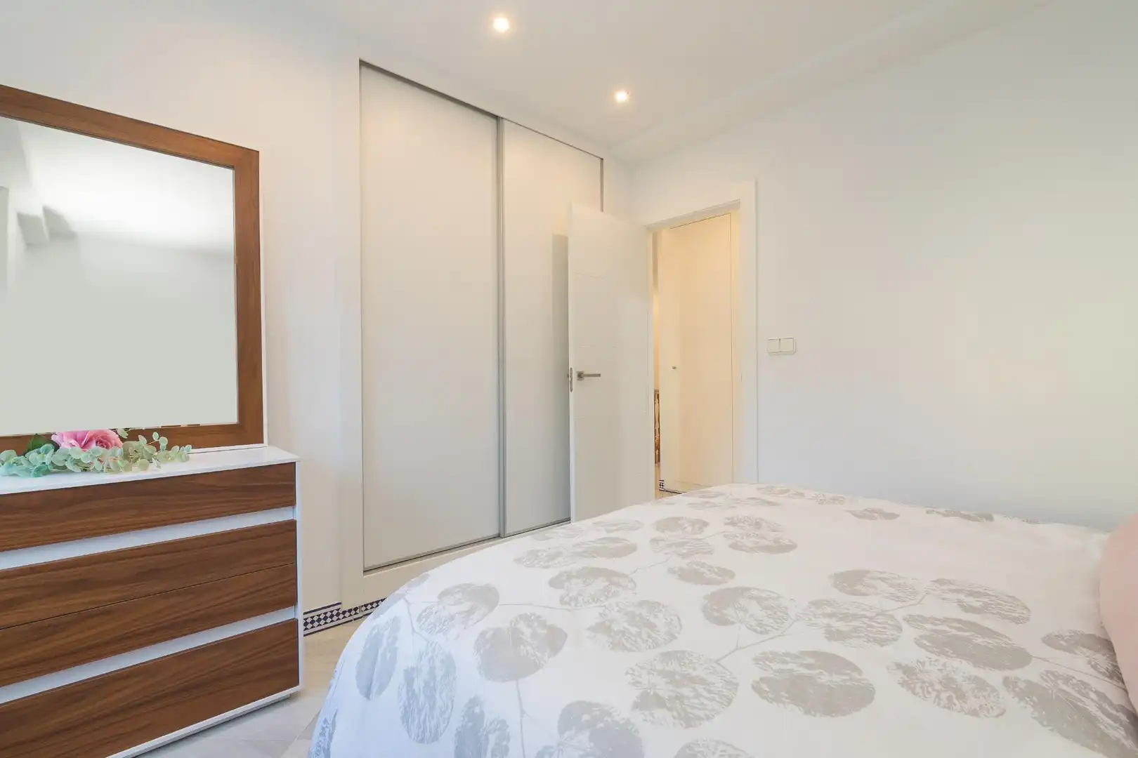 Habitación de Casa o chalet en venta en Santa Pola con Aire acondicionado, Calefacción y Jardín privado