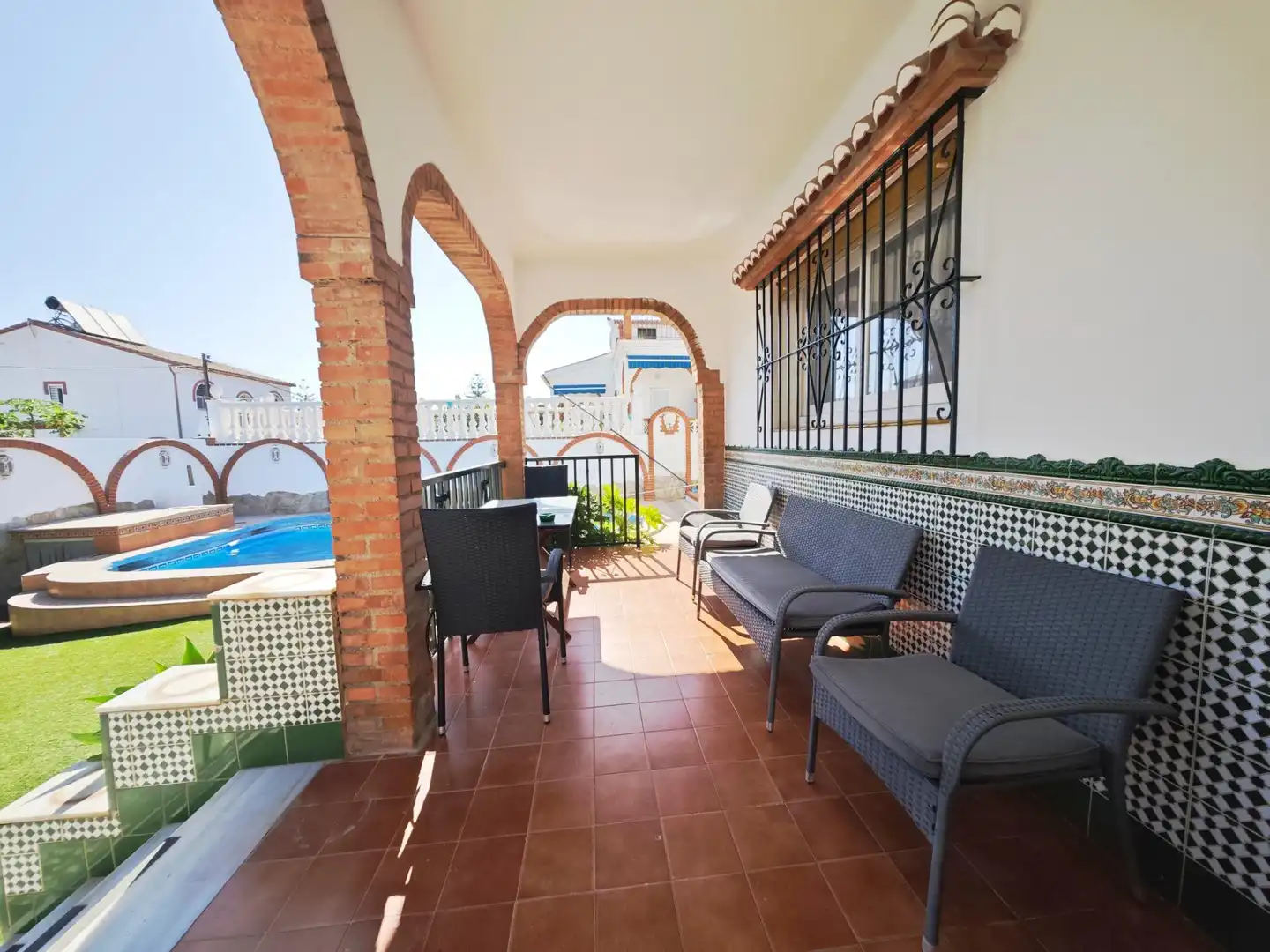 Terrasse von Haus oder Chalet zur Miete in Alhaurín de la Torre mit Klimaanlage, Heizung und Privatgarten