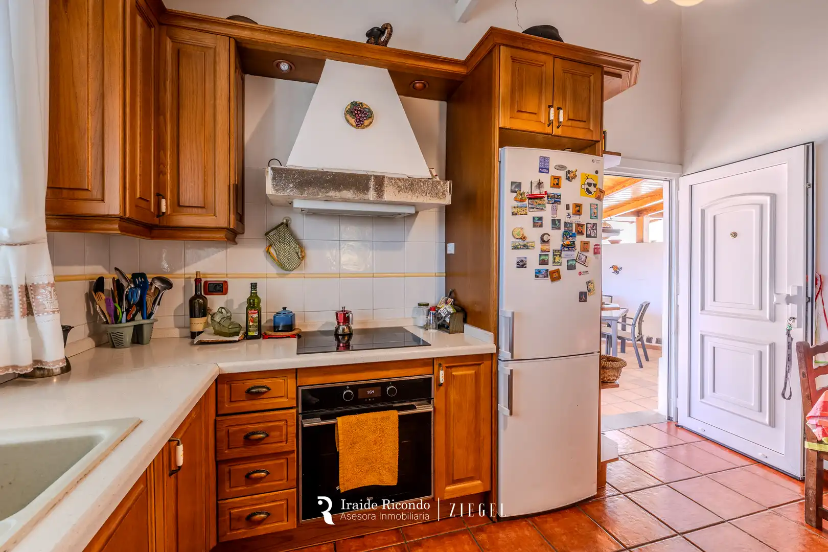 Kitchen of Houses for sale in Santa Brígida  with Air Conditioner, Private garden and Terrace