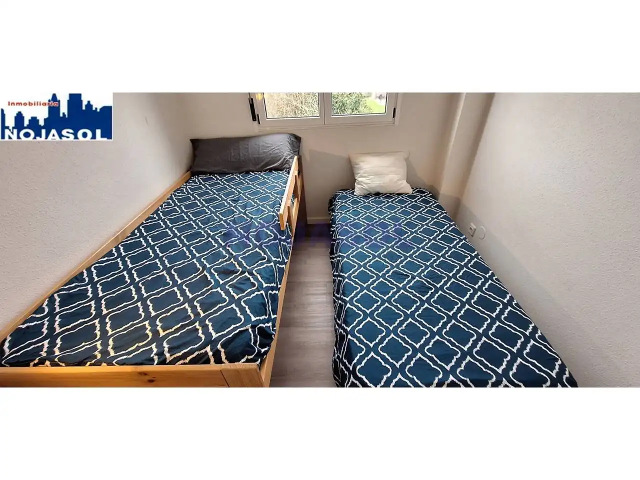 Habitación de Apartamento de alquiler en Noja con Calefacción, Parquet y Terraza