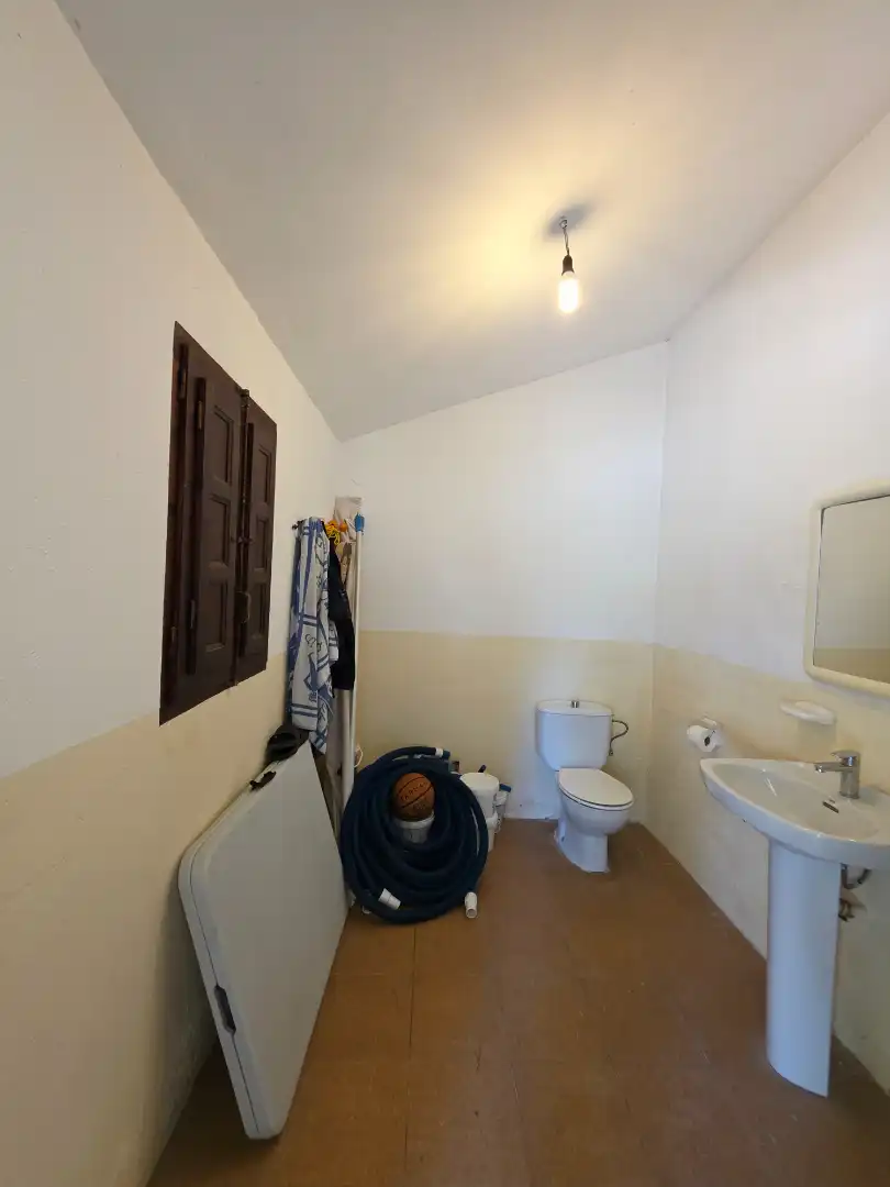 Baño de Casa o chalet en venta en Vallirana con Calefacción, Terraza y Piscina