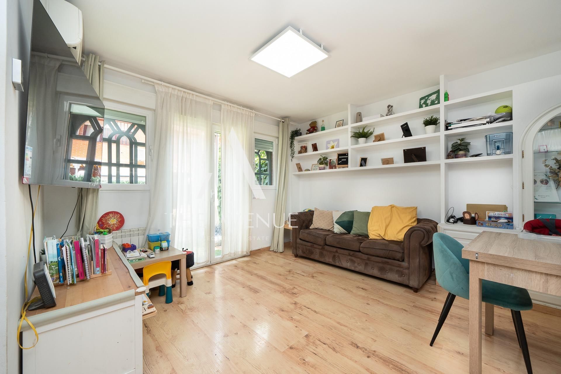 Bedroom of Single-family semi-detached for sale in Boadilla del Monte