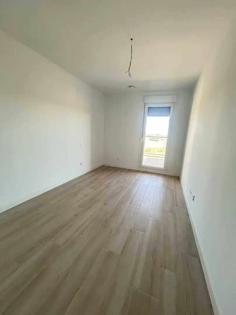 Habitación de Piso de alquiler en Cistérniga con Calefacción, Terraza y Piscina comunitaria