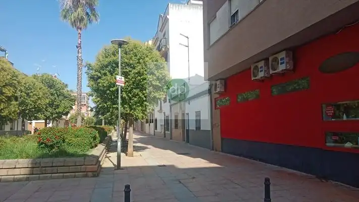 Vista exterior de Casa adosada en venda en Badajoz