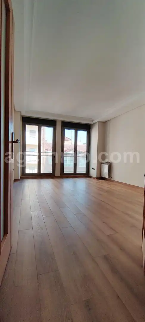 Sala d'estar de Pis en venda en Valladolid amb Aire condicionat, Calefacció i Terrassa