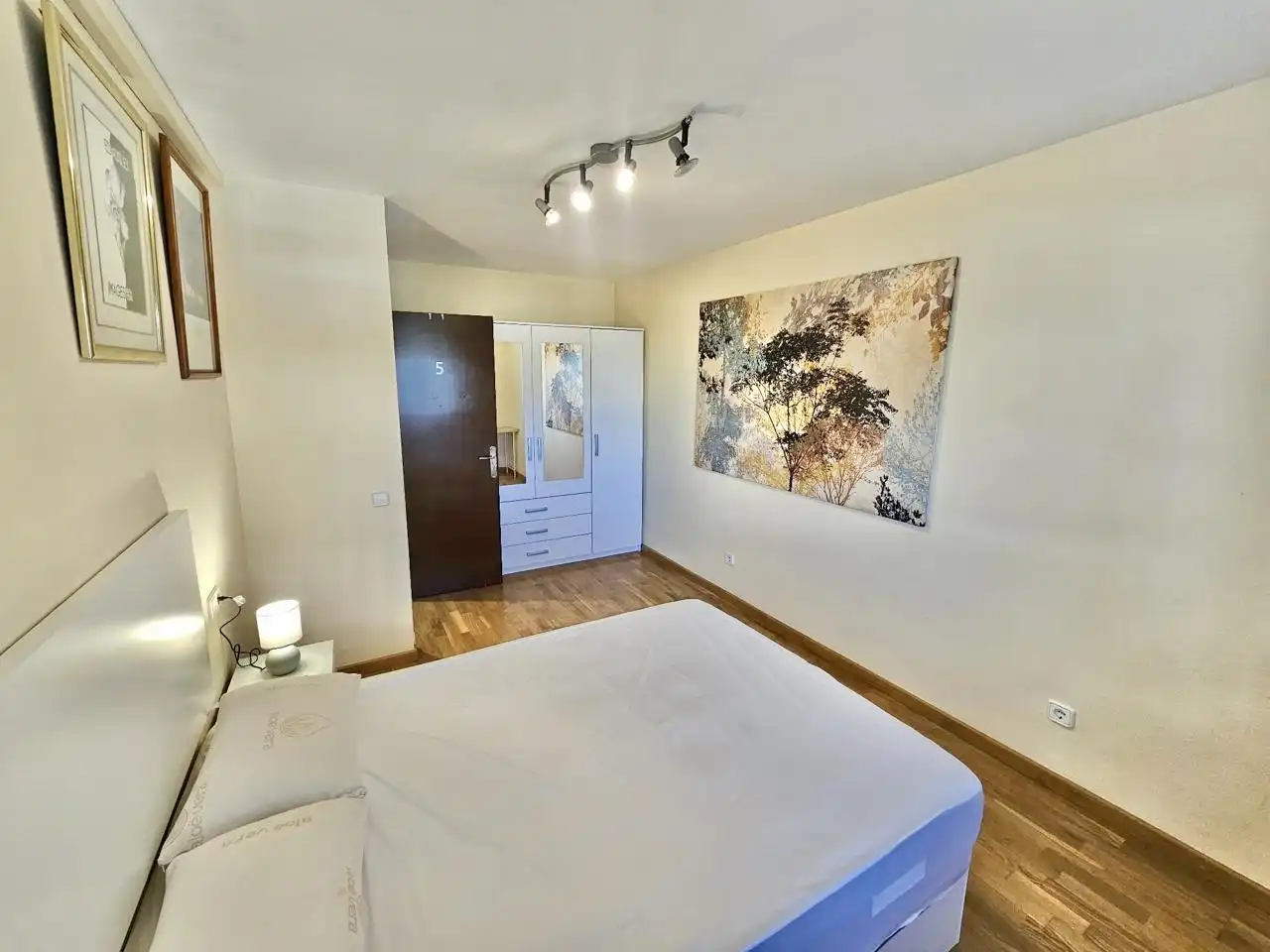 Room in Aragón, Marquès de Fontsanta