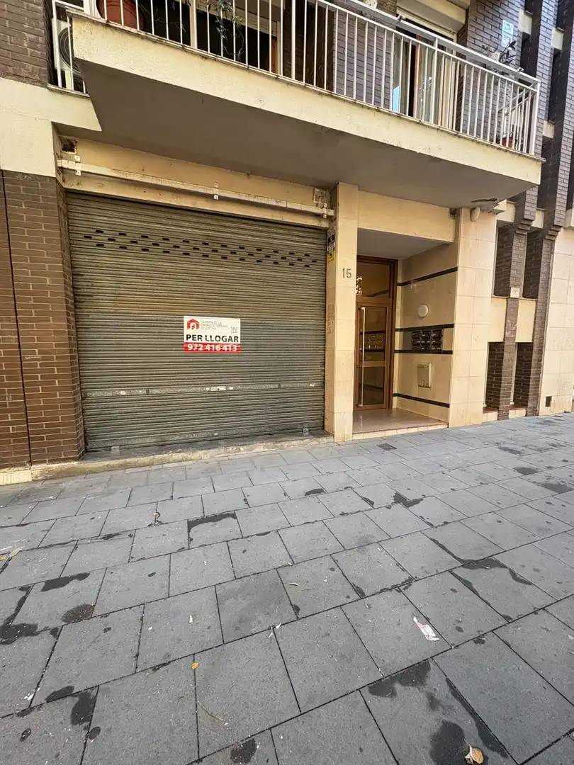 Geschaftsraum zur Miete in Girona