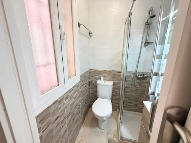 Baño de Piso en venta en Madrid con Aire acondicionado, Calefacción y Terraza