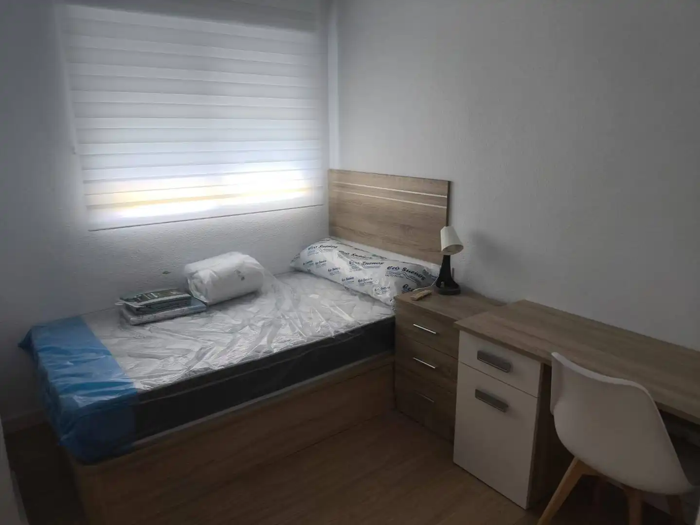 Habitación de Piso de alquiler en Murcia con Amueblado
