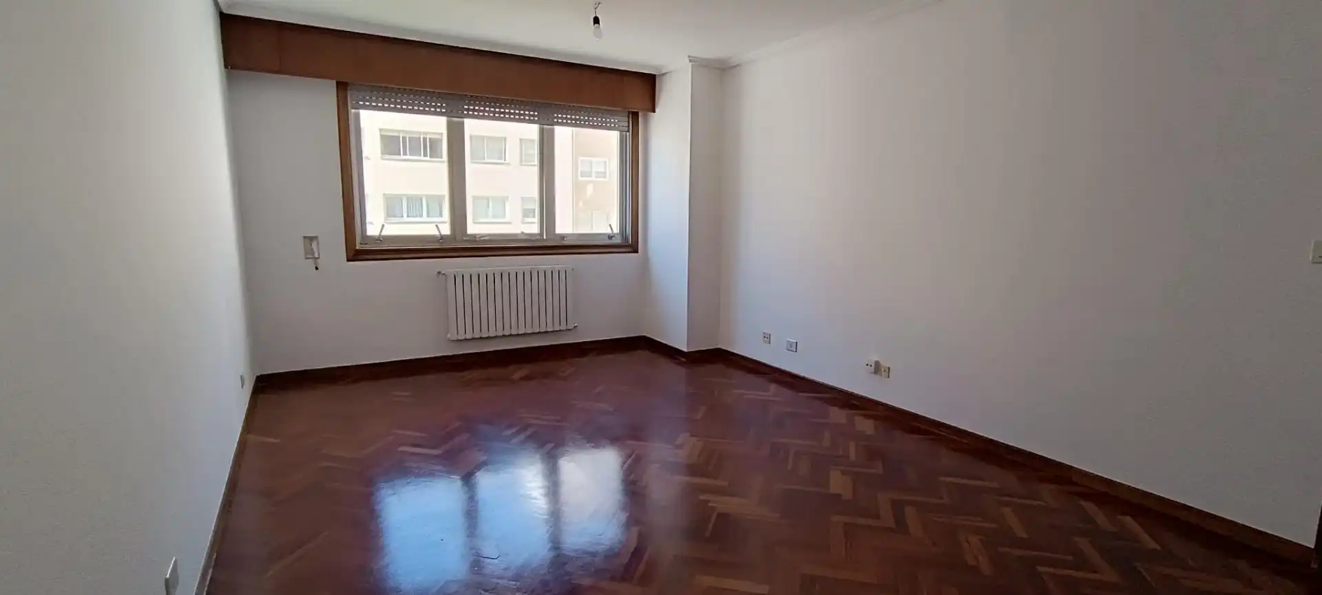 Habitación de Piso de alquiler en A Coruña Capital  con Calefacción y Parquet
