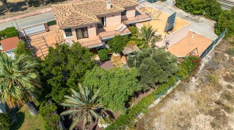Foto 2 de Casa o xalet en venda a Avinguda de Cova del Llop Marí, 37, Pueblo Español - Coveta Fumá, Alicante