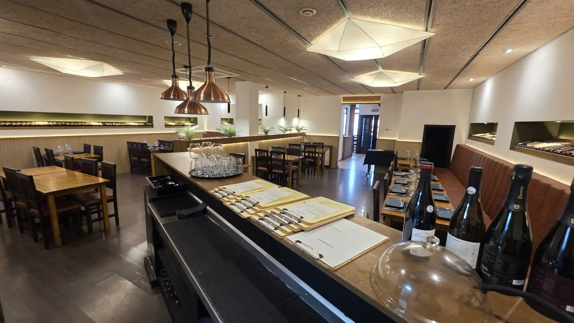 Commercial properties for transfer in Taradell