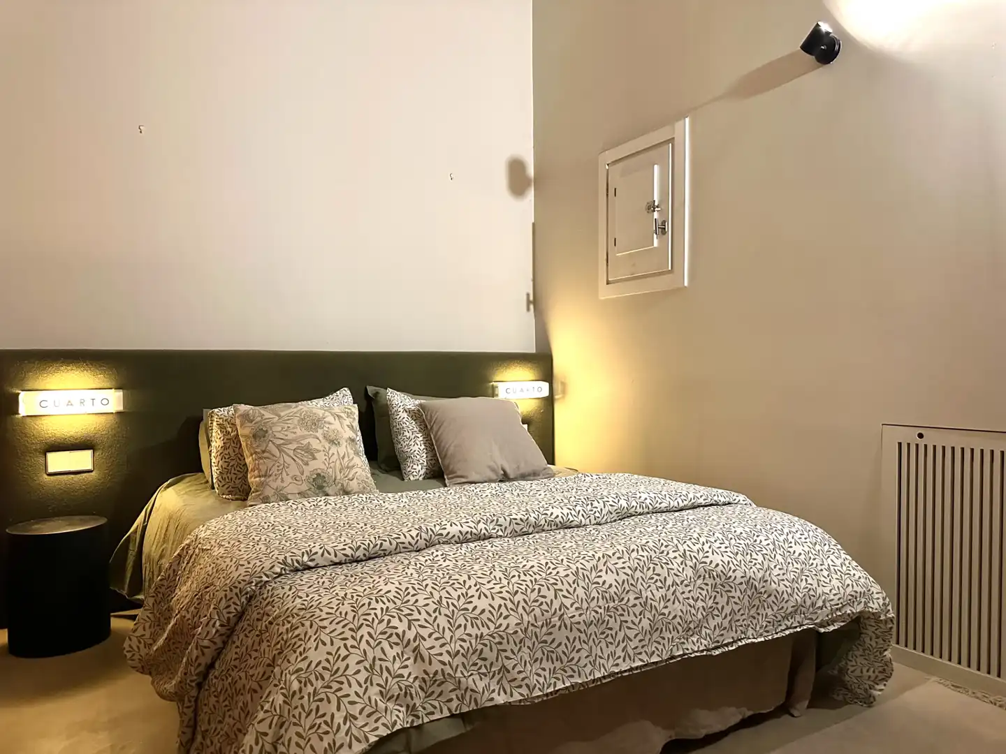 Habitación de Piso de alquiler en Madrid con Aire acondicionado, Calefacción y Amueblado