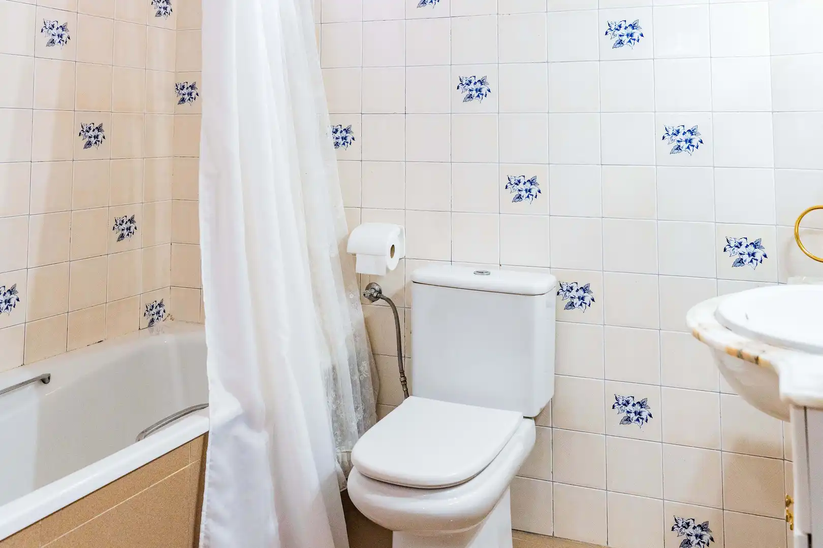 Baño de Ático en venta en Belvís de la Jara con Aire acondicionado, Calefacción y Terraza