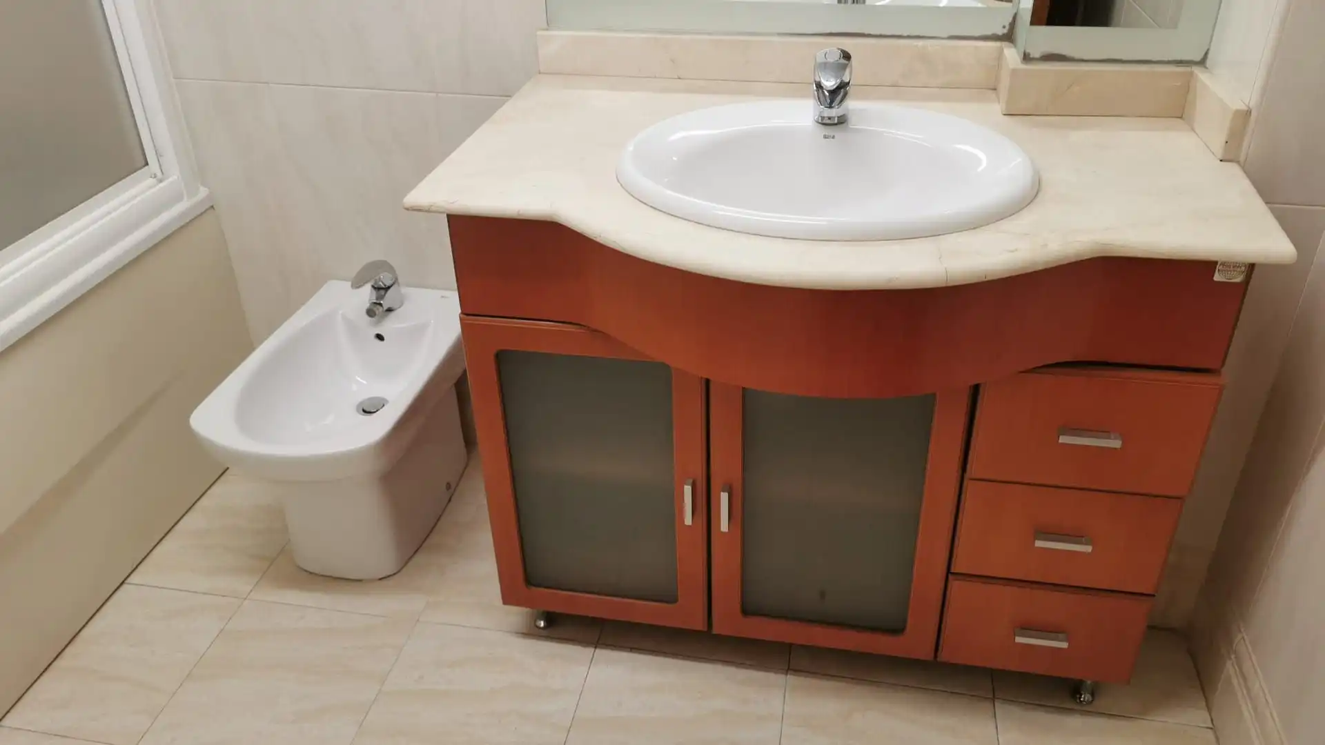 Flat for rent in Calle Madrigal, Camino de Antequera