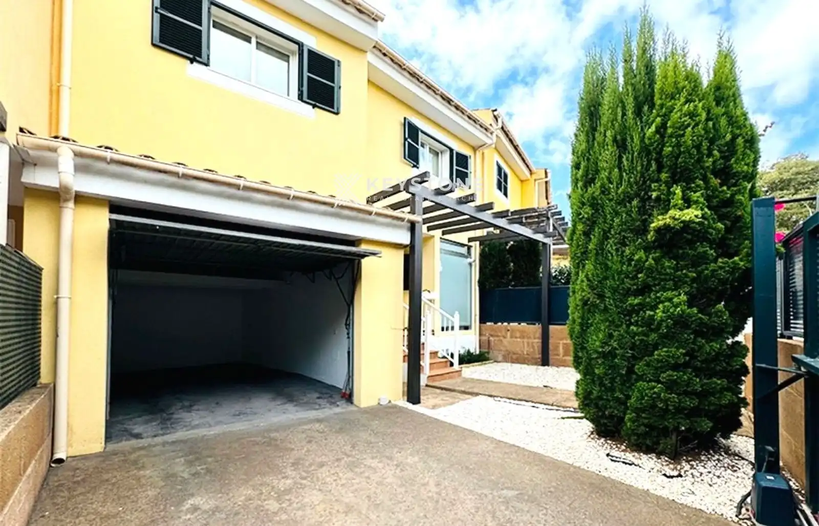 Reihenhaus mit Pool zum Verkauf in GUATLERA, imagen 3