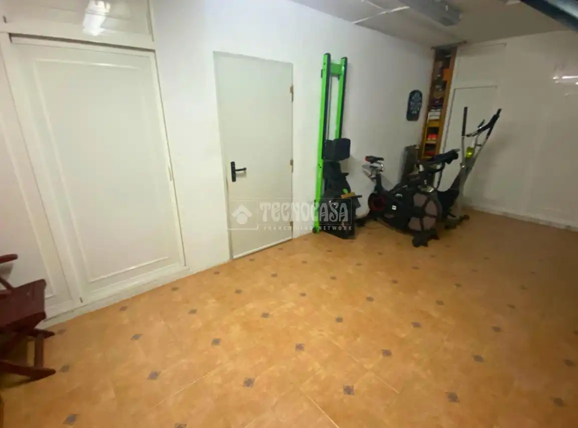 Houses for sale in Chiclana de la Frontera  with Air Conditioner