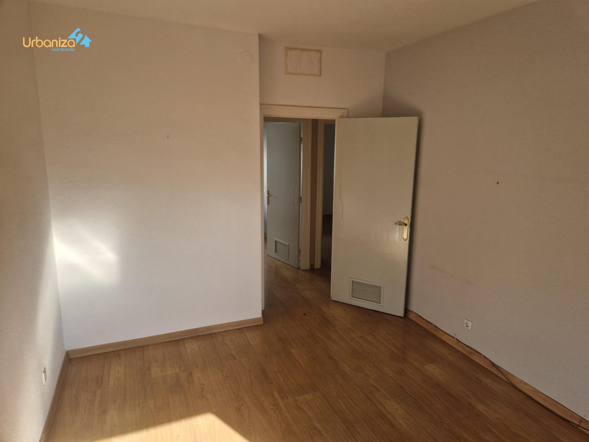 Habitación de Piso en venta en Badajoz Capital con Terraza y Balcón