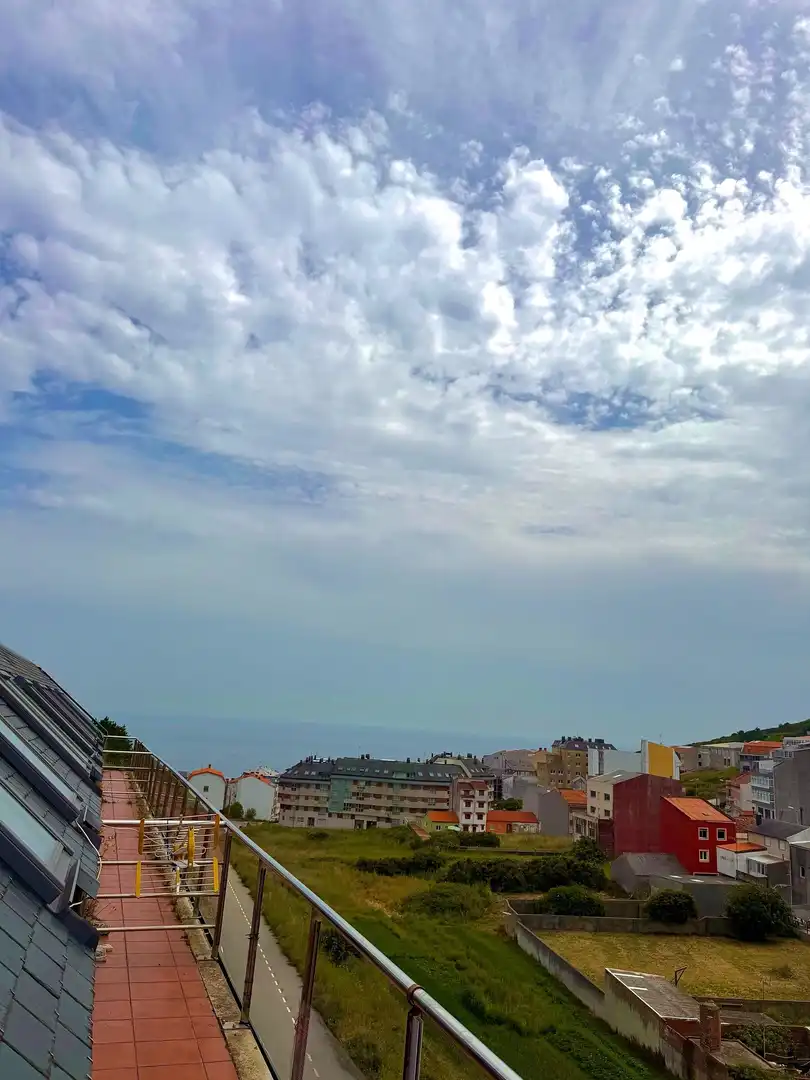 Außenansicht von Dachboden zum Verkauf in Malpica de Bergantiños mit Heizung und Terrasse