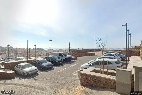 Aparcament de Pis en venda en Almería