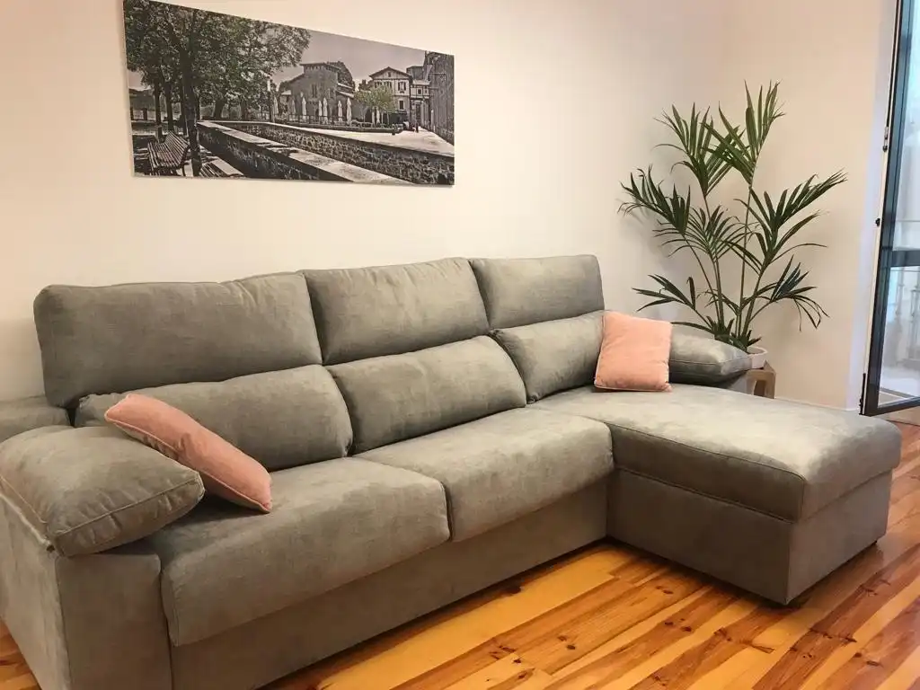 Sala de estar de Apartamento de alquiler en  Pamplona / Iruña con Calefacción, Amueblado y Horno