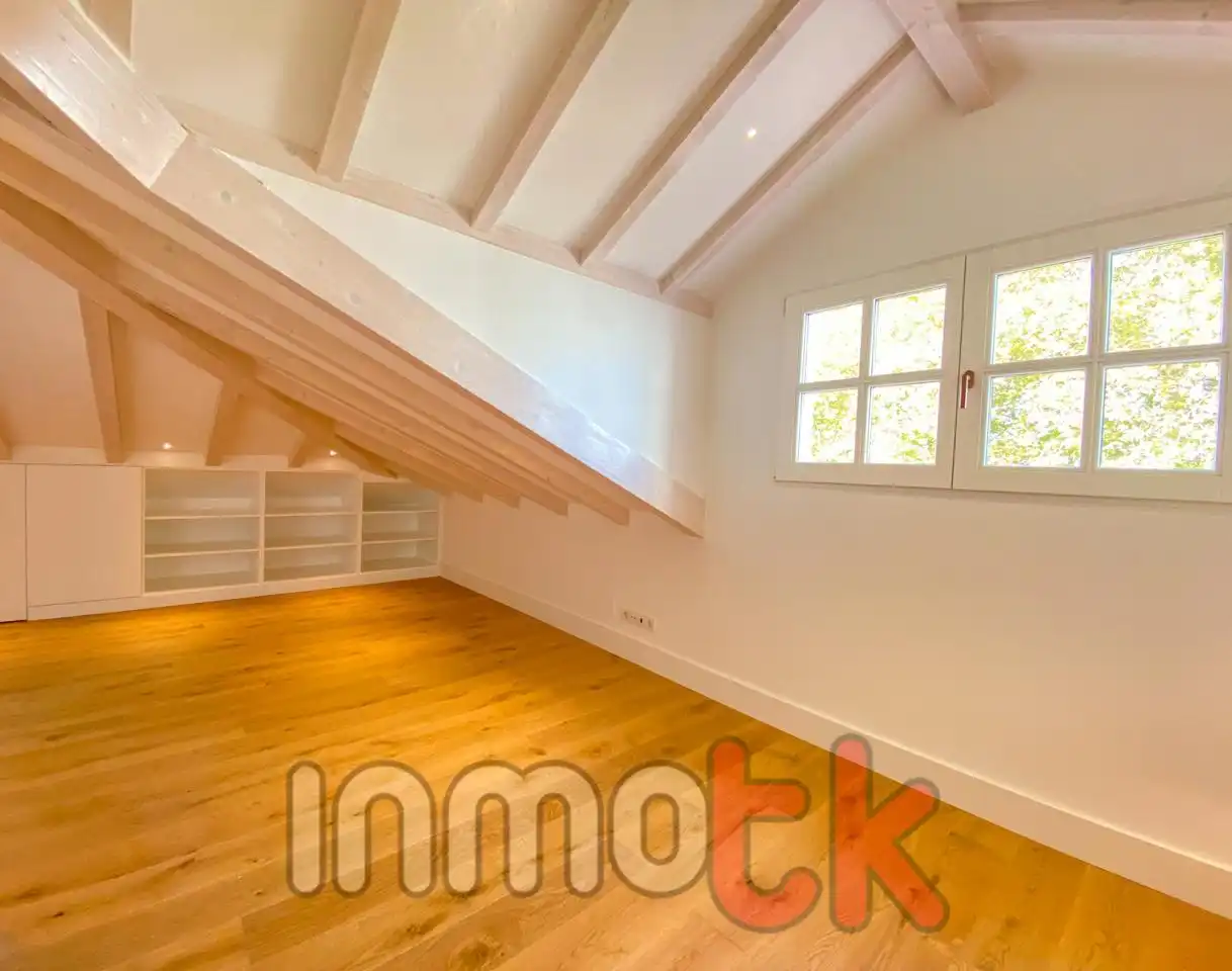 Schlafzimmer von Wohnung zur Miete in A Coruña Capital  mit Heizung