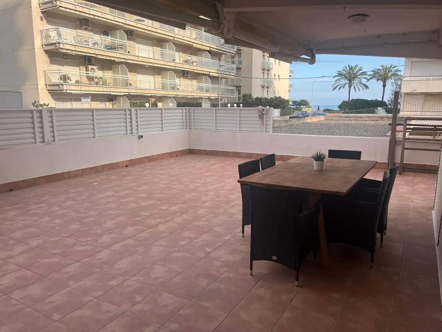 Terrasse von Erdgeschoss zum Verkauf in Calafell mit Klimaanlage, Parkett und Terrasse