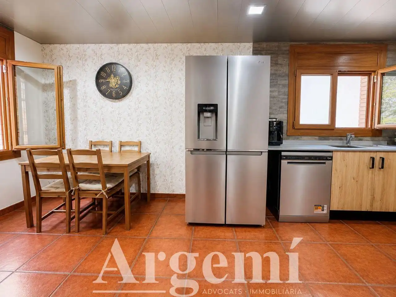Cocina de Casa adosada en venta en Palau-solità i Plegamans con Calefacción, Jardín privado y Trastero