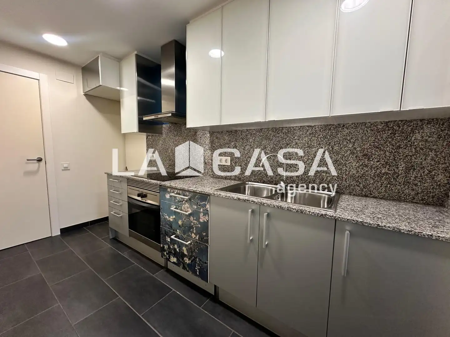 Flat for sale in Canovelles