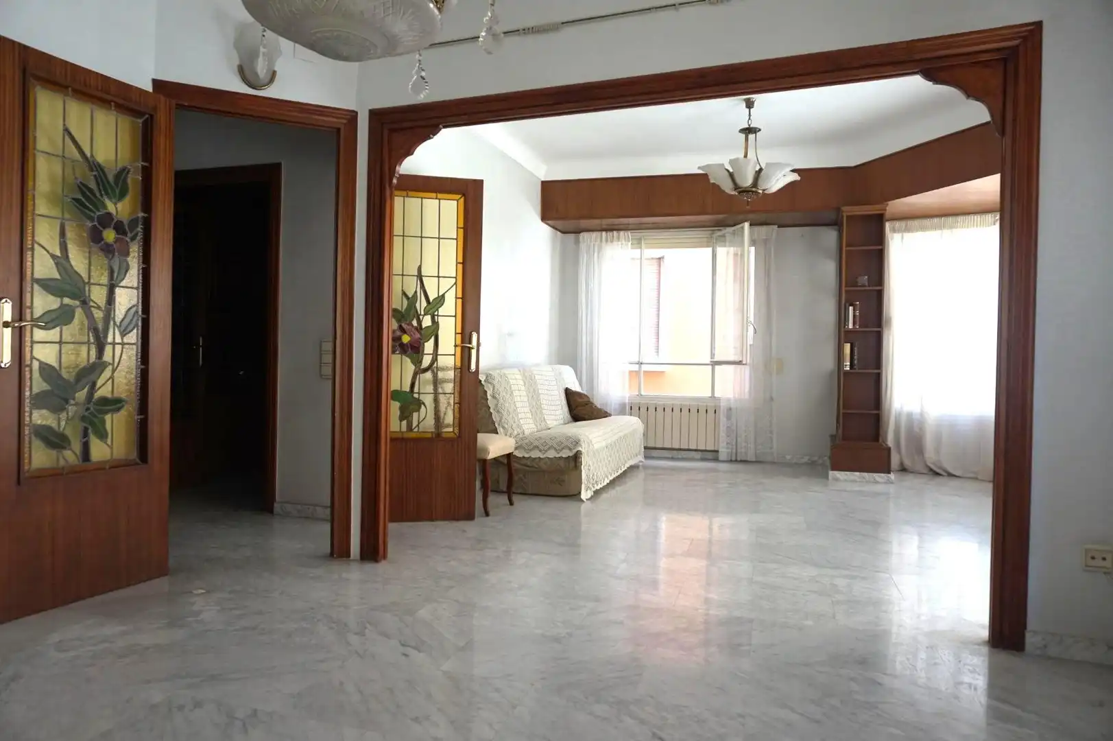 Piso en venta en Elche / Elx con Aire acondicionado, Trastero y Balcón