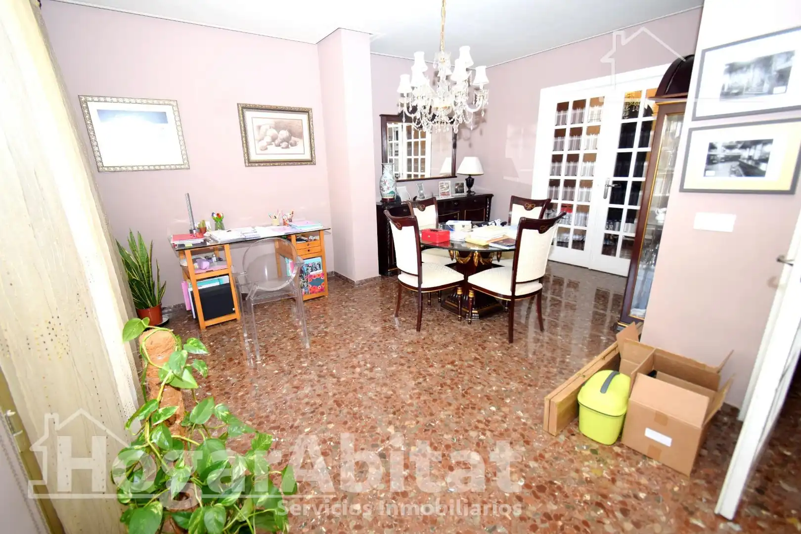 Vista exterior de Piso en venta en Sagunto / Sagunt con Aire acondicionado y Balcón