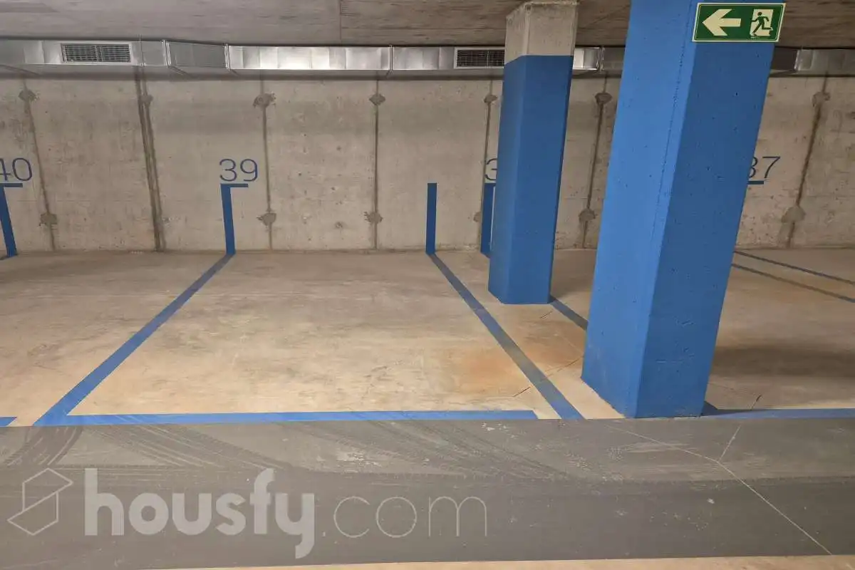Parking de Piso de alquiler en Viladecans con Aire acondicionado, Parquet y Trastero