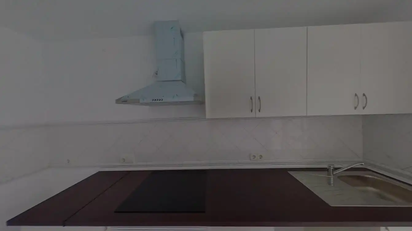Cocina de Piso en venta en Marbella con Calefacción, Terraza y Piscina comunitaria
