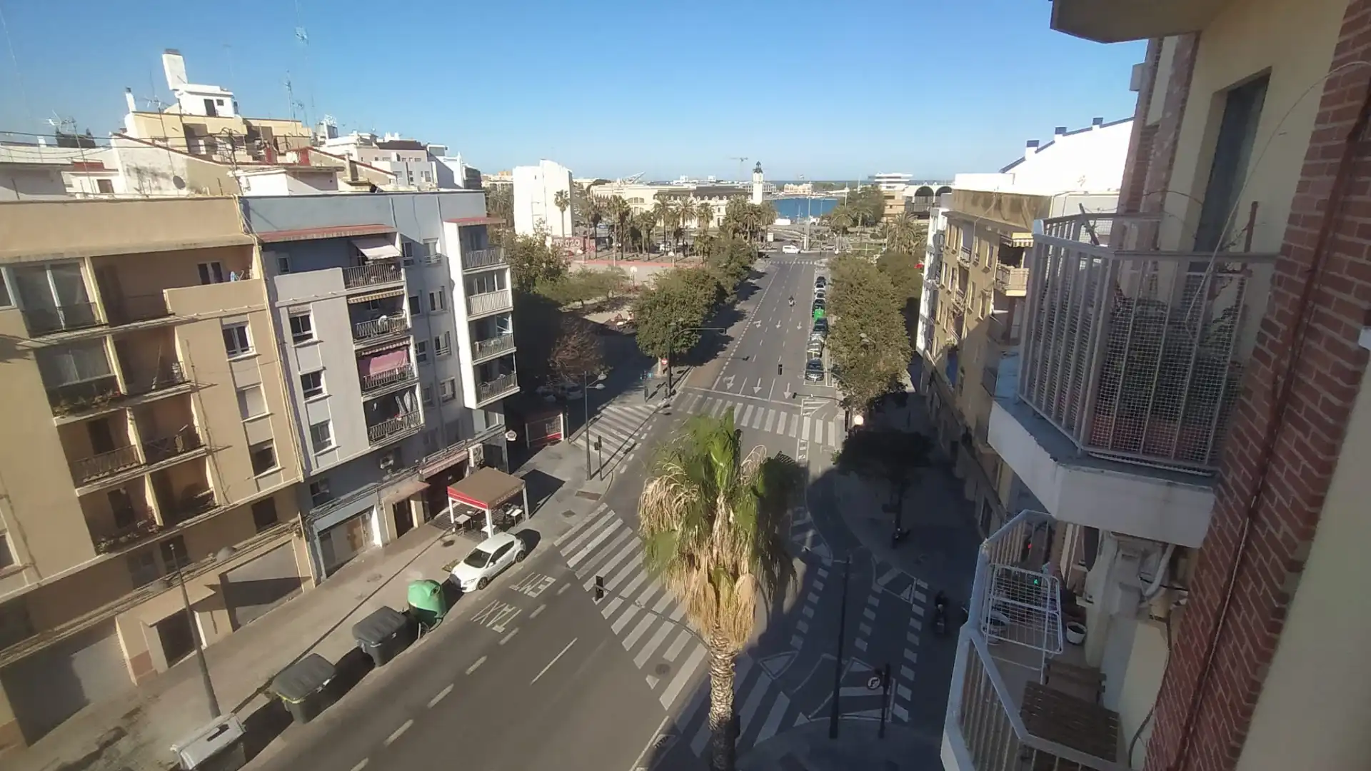 Exterior view of Flat for rent in Valencia  with Air Conditioner, Furnished and Balcony
