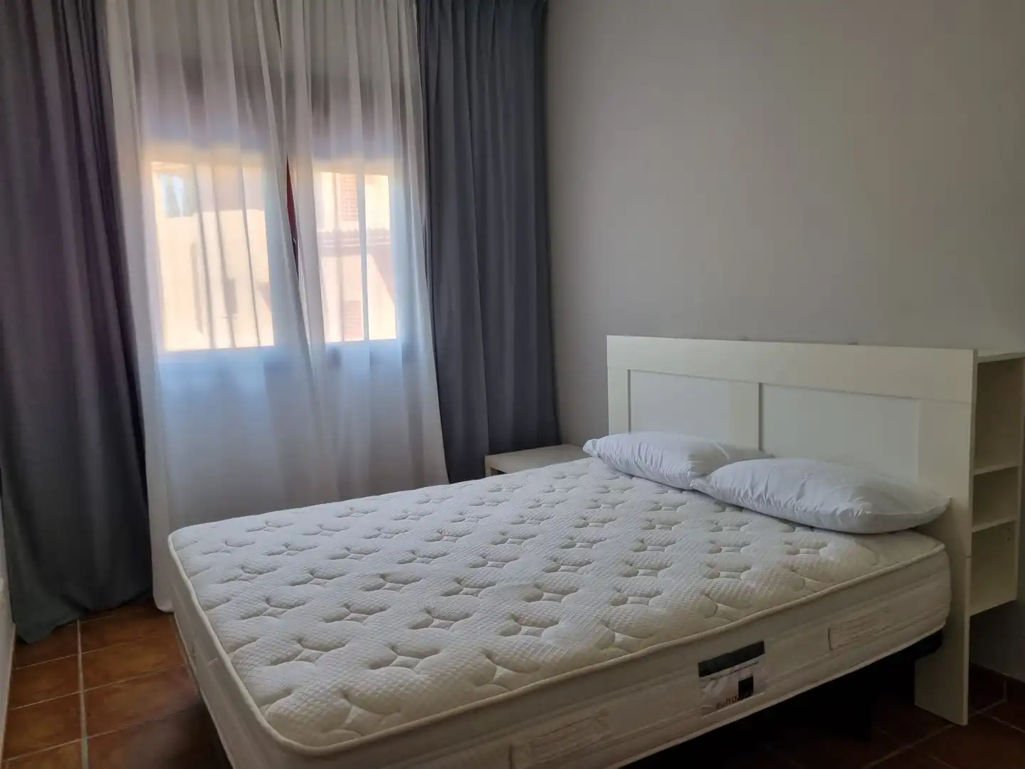 Flat for rent in Calle Chopo, El Paraíso