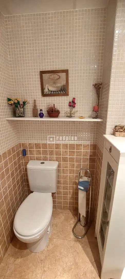 Bathroom of Houses for sale in Talavera de la Reina  with Air Conditioner, Heating and Private garden