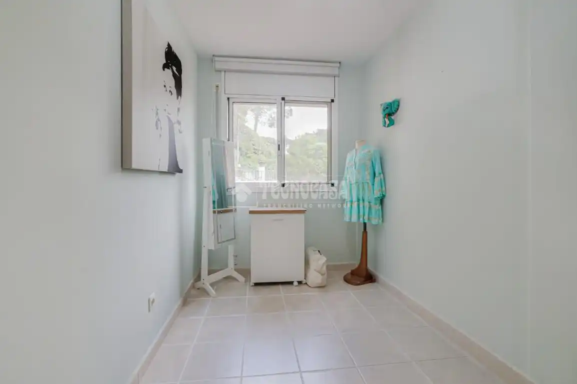 Schlafzimmer von Einfamilien-Reihenhaus zum Verkauf in Terrassa mit Klimaanlage, Heizung und Terrasse