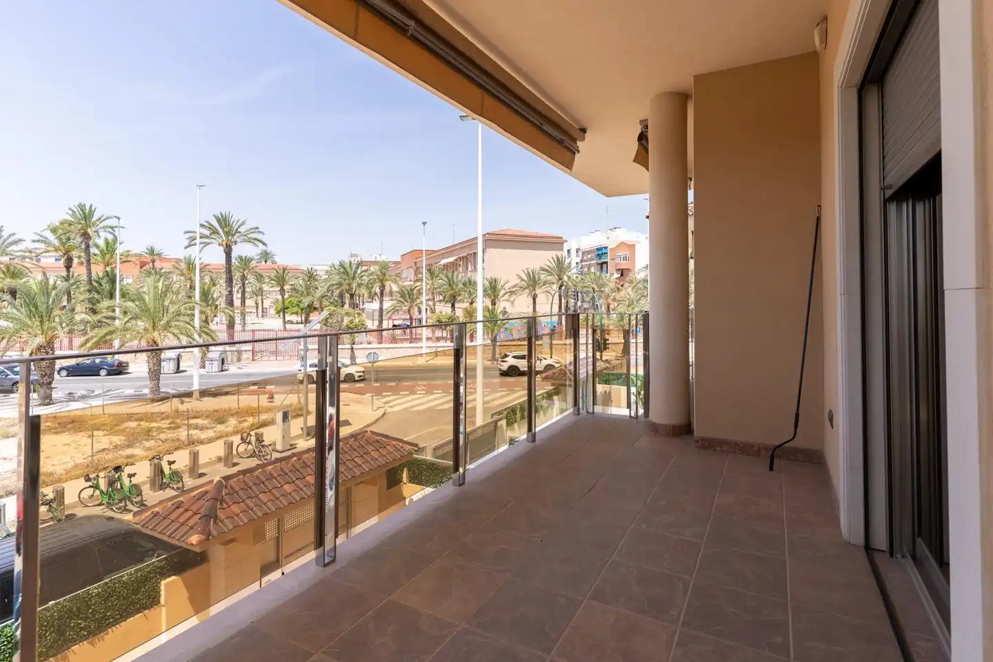 Terraza de Casa o chalet en venta en Elche / Elx con Aire acondicionado, Jardín privado y Parquet