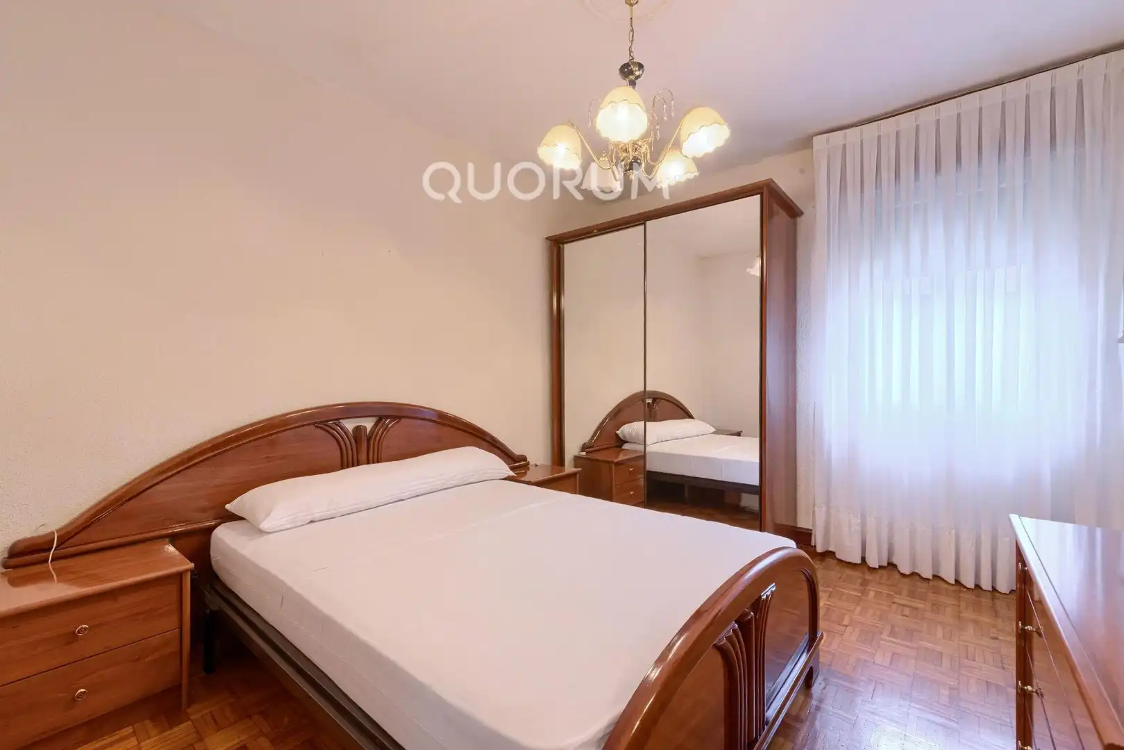 Habitación de Piso en venta en Basauri  con Calefacción, Trastero y Amueblado