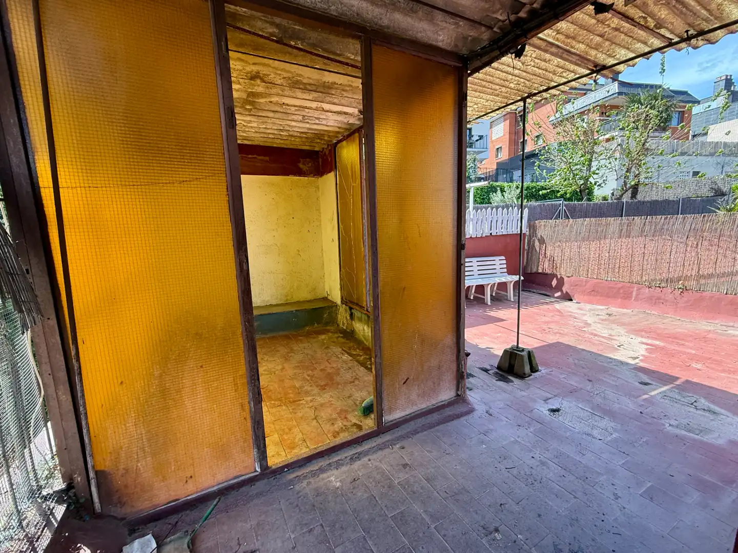 Casa adosada en venta en Barcelona con Calefacción, Terraza y Balcón