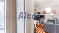 Bedroom of Flat for sale in  Madrid Capital  with Air Conditioner