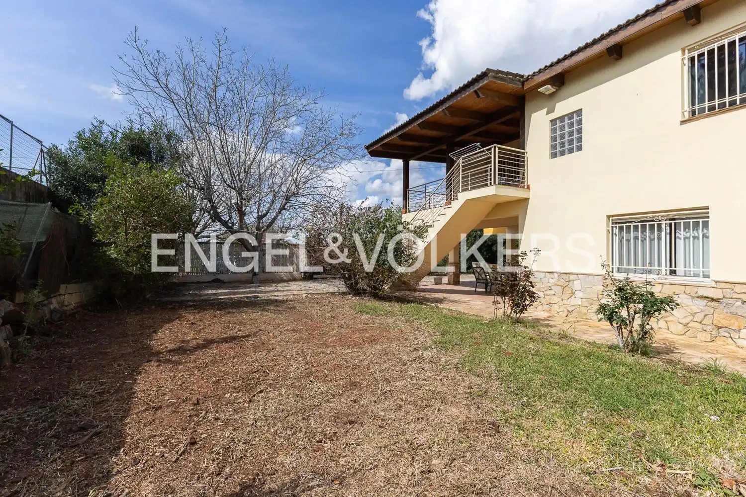 Casa o xalet en venda en La Pobla Llarga amb Calefacció i Jardí privat