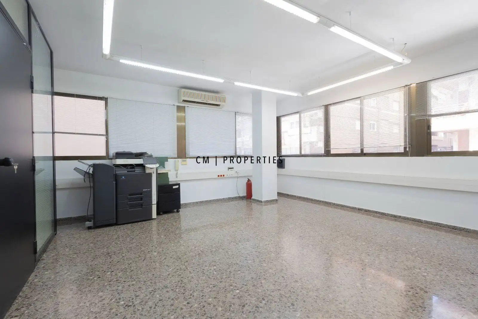 Oficina en venda en Sagunto / Sagunt amb Aire condicionat i Calefacció